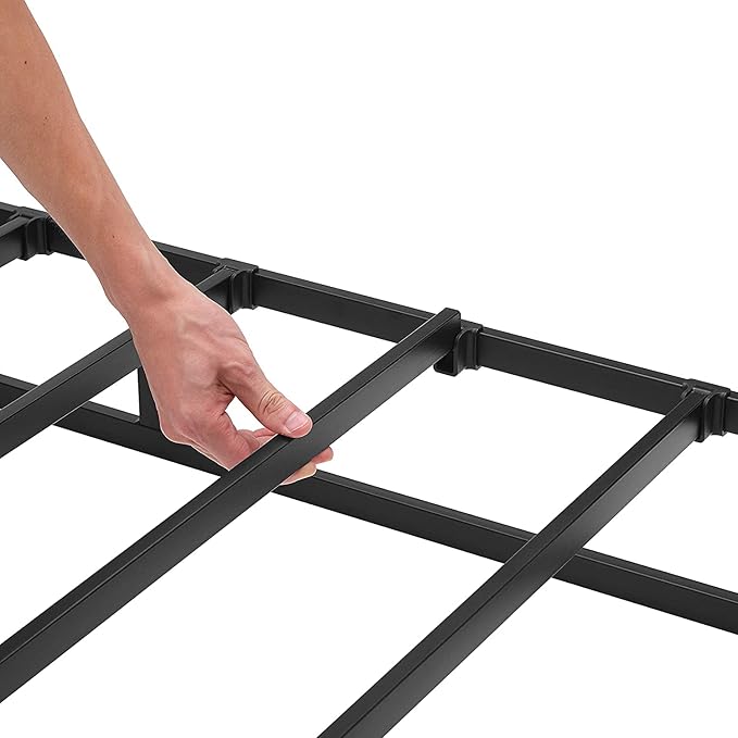 Amazon Basics Smart Box Spring Bed Base, 7-Inch Height Mattress Foundation, Tool-Free Easy Assembly, Queen, 79"L x 59.5"W x 7"H, White