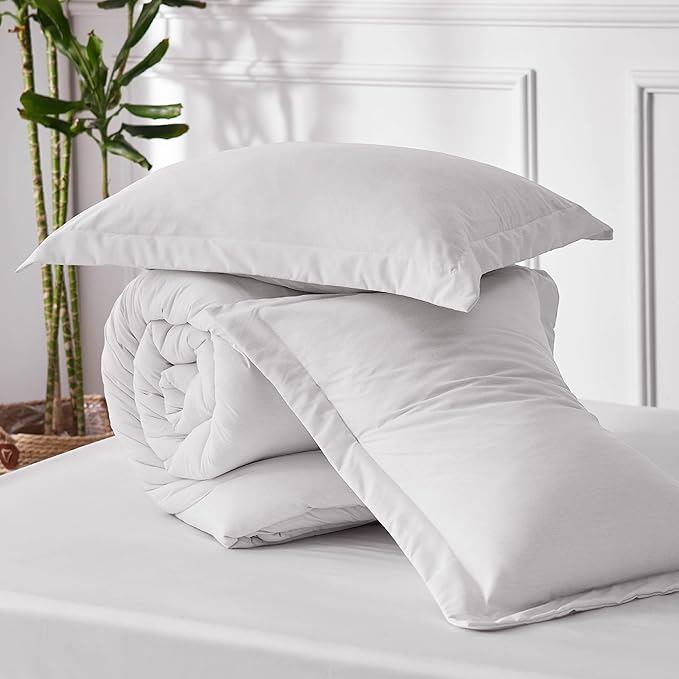 Bedsure Oversized Queen Comforter Set - Grayish White Soft Bedding for All Seasons, Cationic Dyed Bed Set, 3 Pieces, 1 Oversized Queen Size Comforter (98"x98") and 2 Pillow Shams (20"x36"+2")