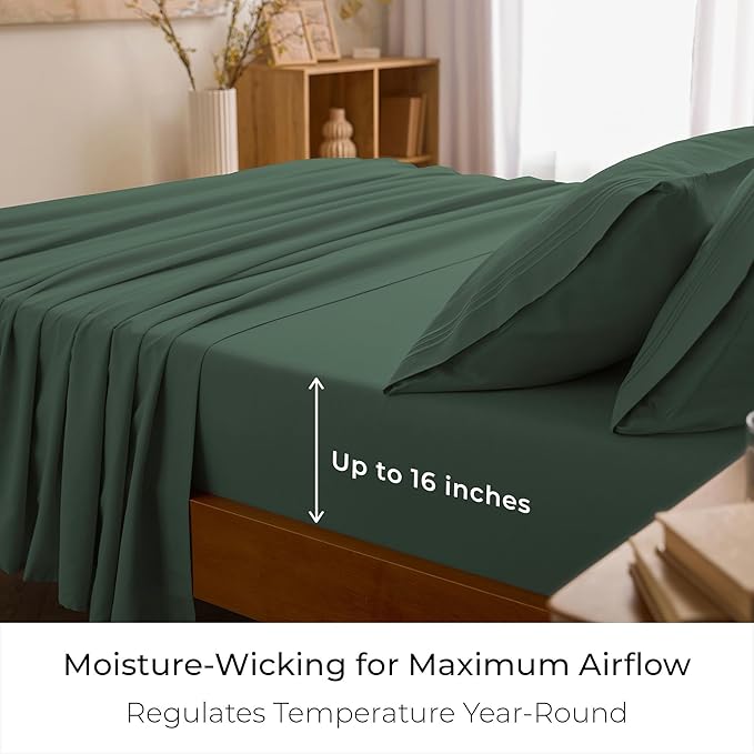 Mellanni Queen Sheets Set - 4 PC Iconic Collection Bedding - Hotel Luxury, Extra Soft, Cooling Bed Sheets - Wrinkle, Fade, Stain Resistant (Queen, Emerald Green)