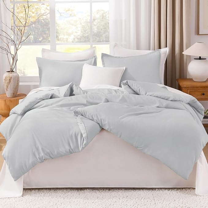 Litanika Oversized King Comforters Light Grey Super King Plus Size, 3 Pieces Lightweight Solid Bedding Comforter Set, All Season Fluffy Bed Set (128x120In Comforter & 2 Pillowcases)