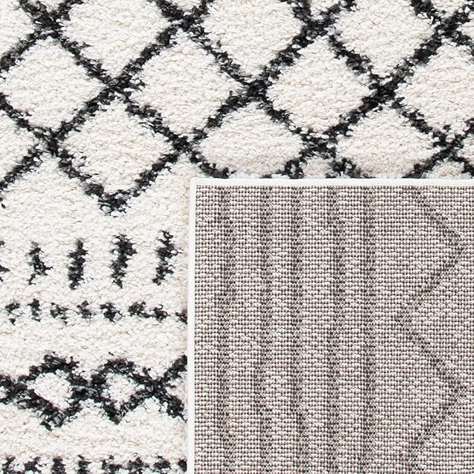 SAFAVIEH Arizona Shag Collection Accent Rug - 3'2" x 5', Ivory & Black, Moroccan Design, Non-Shedding & Easy Care, 1.6-inch Thick Ideal for High Traffic Areas in Foyer, Living Room, Bedroom (ASG741Z)