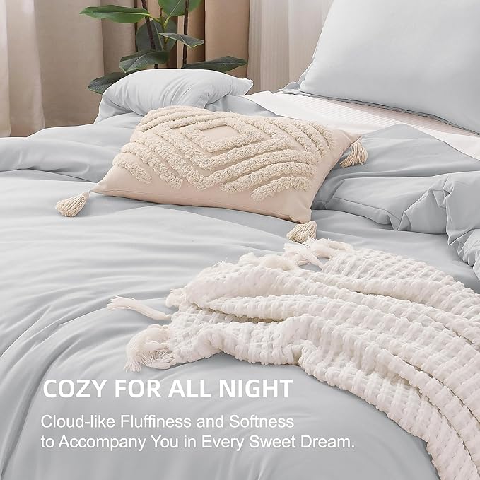 Litanika Oversized King Comforters Light Grey Super King Plus Size, 3 Pieces Lightweight Solid Bedding Comforter Set, All Season Fluffy Bed Set (128x120In Comforter & 2 Pillowcases)