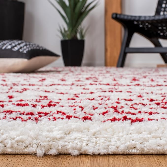 SAFAVIEH Arizona Shag Collection Area Rug - 6'7" Square, Ivory & Red, Moroccan Design, Non-Shedding & Easy Care, 1.6-inch Thick Ideal for High Traffic Areas in Living Room, Bedroom (ASG741P)
