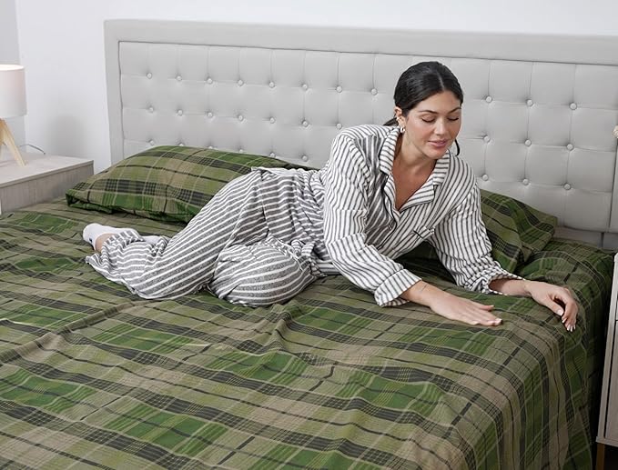 RUVANTI Flannel Sheets Split King Size - 100% Cotton Brushed Split King Bed Sheets Set, Deep Pockets 16 Inches, All Seasons Breathable & Extra Soft, Warm & Cozy, 5 Piece, DNA Plaid