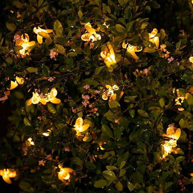 Solar Bee String Lights Outdoor 31FT 50 LED Honeybee Fairy Lights with 8 Lighting Modes, Waterproof Solar Bumble Bee for Patio Yard Garden Grass Wedding Christmas Party Decor, Warm White