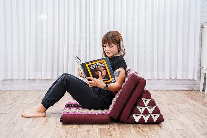 Leewadee 3-Fold Mat XXL with Triangle Cushion – Firm TV Pillow, Foldable Mattress with Cushion Made of Kapok, 67 x 31 inches, Auburn Pink