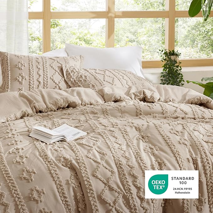 Bedsure Tufted Boho Comforter Set Twin Size - Khaki Boho Bed Set, GentleSoft™ 2 Pieces Farmhouse Shabby Chic Embroidery Bedding, Gifts for Woman, Soft Jacquard Twin Comforter for All Seasons