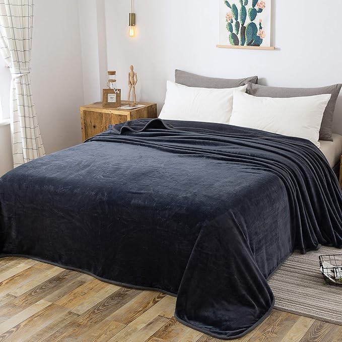 Fleece Blanket Queen Size for All Season 350GSM - Premium Lightweight Anti-Static Throw for Queen/Full Size Bed Extra Soft Brush Fabric Warm Sofa Thermal Blanket 90" x 90"(Dark Gray Queen)