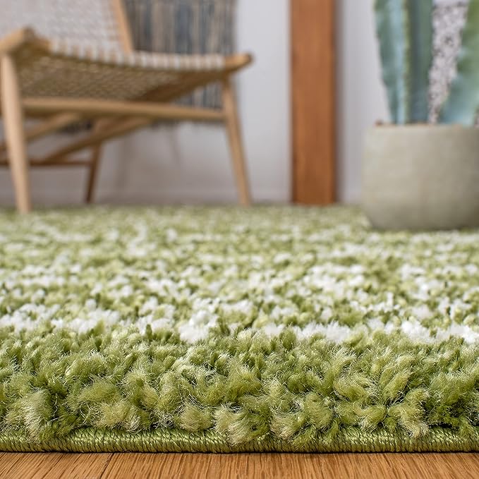 SAFAVIEH Arizona Shag Collection Area Rug - 5'1" x 7'6", Green & Ivory, Moroccan Design, Non-Shedding & Easy Care, 1.6-inch Thick Ideal for High Traffic Areas in Living Room, Bedroom (ASG741X)