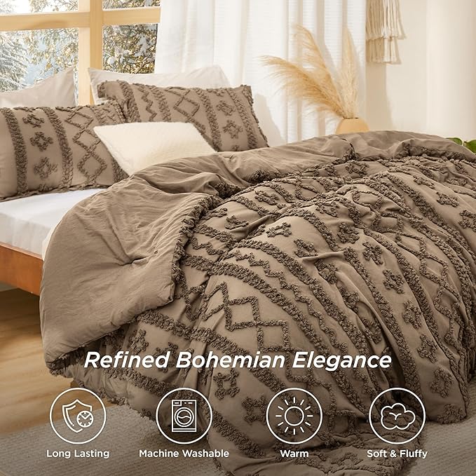 Bedsure Tufted Boho Comforter Set Queen Size - Light Brown Boho Bed Set, GentleSoft™ 3 Pieces Farmhouse Shabby Chic Embroidery Bedding, Gifts for Woman, Jacquard Queen Comforter for All Seasons