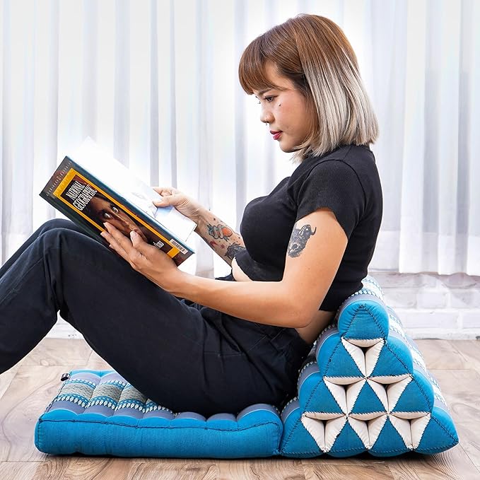 Leewadee 1-Fold Mat with Triangle Cushion – Comfortable TV Pillow, Foldable Mattress with Cushion Made of Kapok, 30 x 20 inches, Light Blue