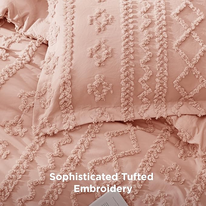 Bedsure Tufted Boho Comforter Set King Size - Pink Boho Bed Set, GentleSoft™ 3 Pieces Farmhouse Shabby Chic Embroidery Bedding, Gifts for Woman, Soft Jacquard King Comforter for All Seasons