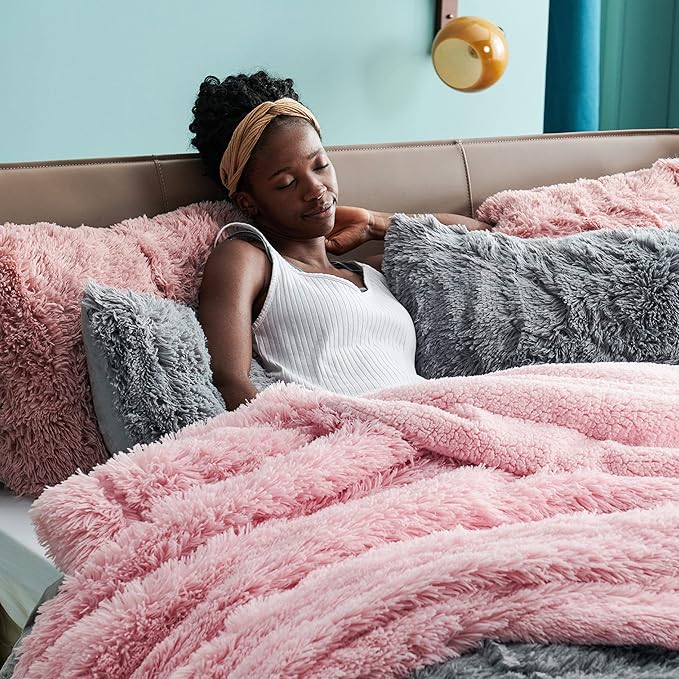 Bedsure GentleSoft Fuzzy Sherpa Faux Fur Twin Blanket Pink Cozy Gifts for Women Men, Soft Fleece Plush Warm Minky Thick Blanket Twin Size for Bed, Couch, Room Dorm Essentials Pink Decor Gifts, 60x80