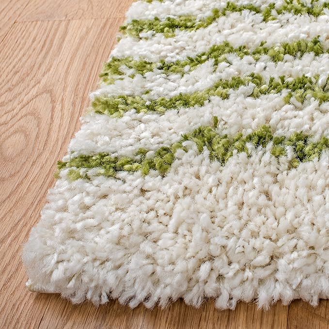 SAFAVIEH Arizona Shag Collection Accent Rug - 4' x 6', Ivory & Green, Moroccan Design, Non-Shedding & Easy Care, 1.6-inch Thick Ideal for High Traffic Areas in Entryway, Living Room, Bedroom (ASG741Y)