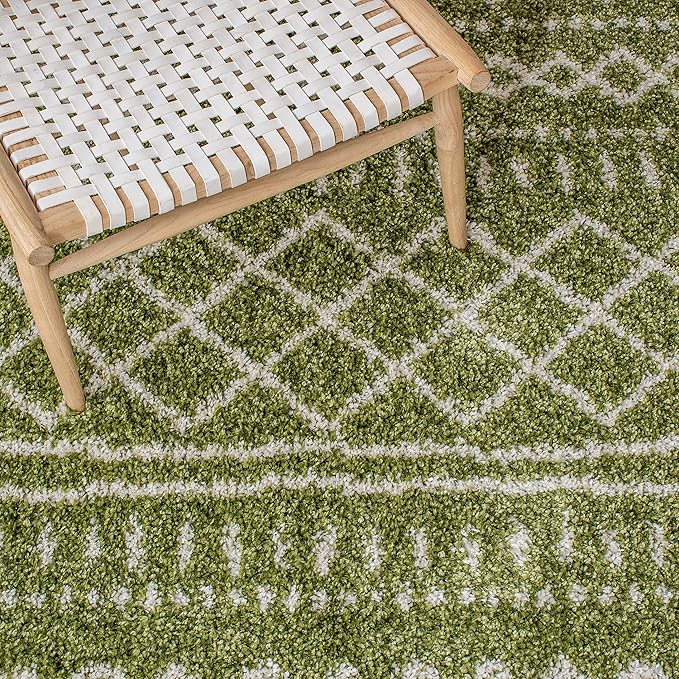 SAFAVIEH Arizona Shag Collection Area Rug - 6'7" Square, Green & Ivory, Moroccan Design, Non-Shedding & Easy Care, 1.6-inch Thick Ideal for High Traffic Areas in Living Room, Bedroom (ASG741X)